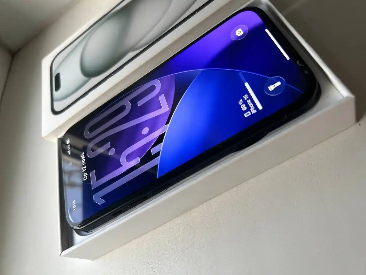 Продам iPhone 15 128 гб