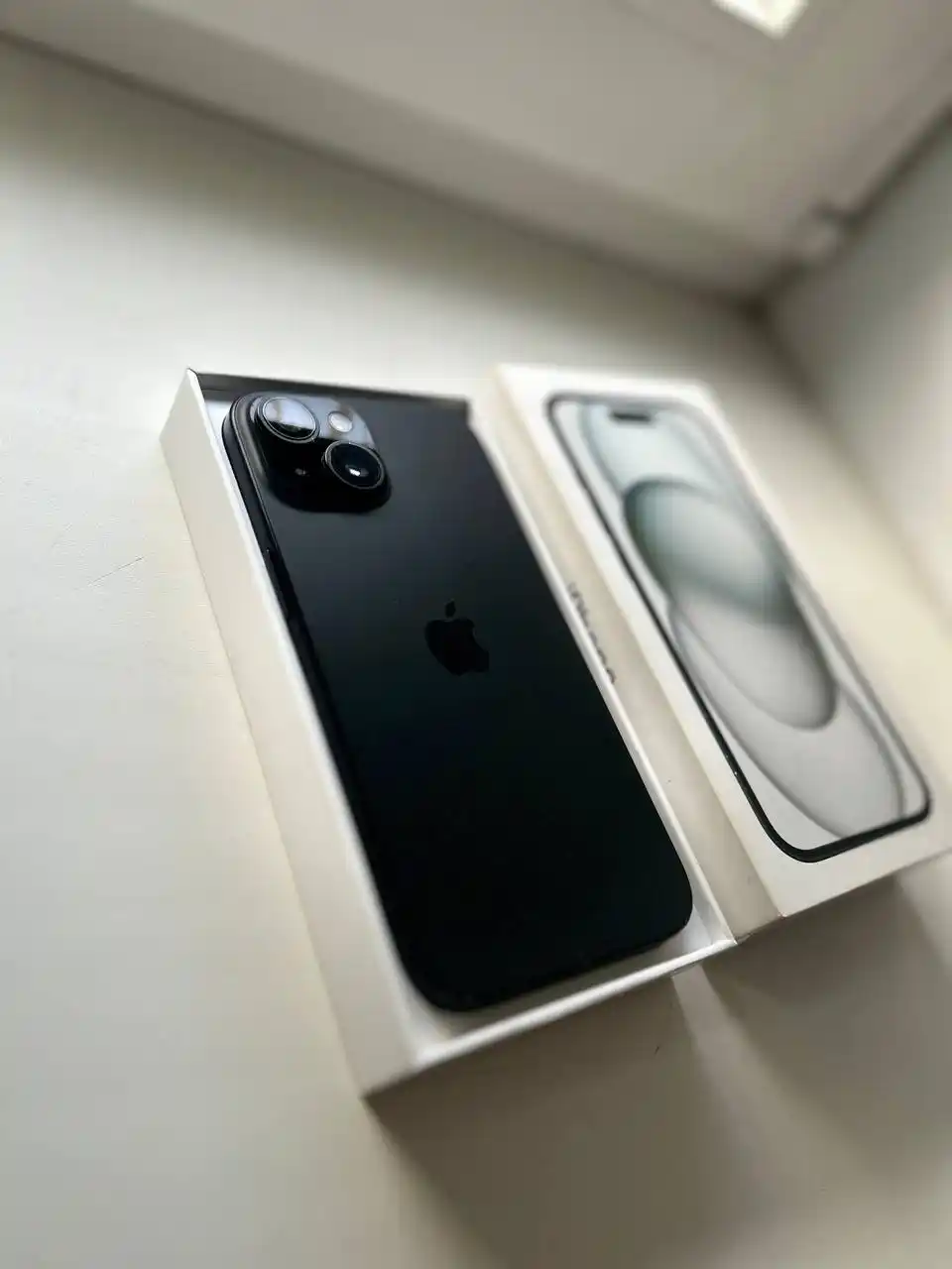 Продам iPhone 15 128 гб