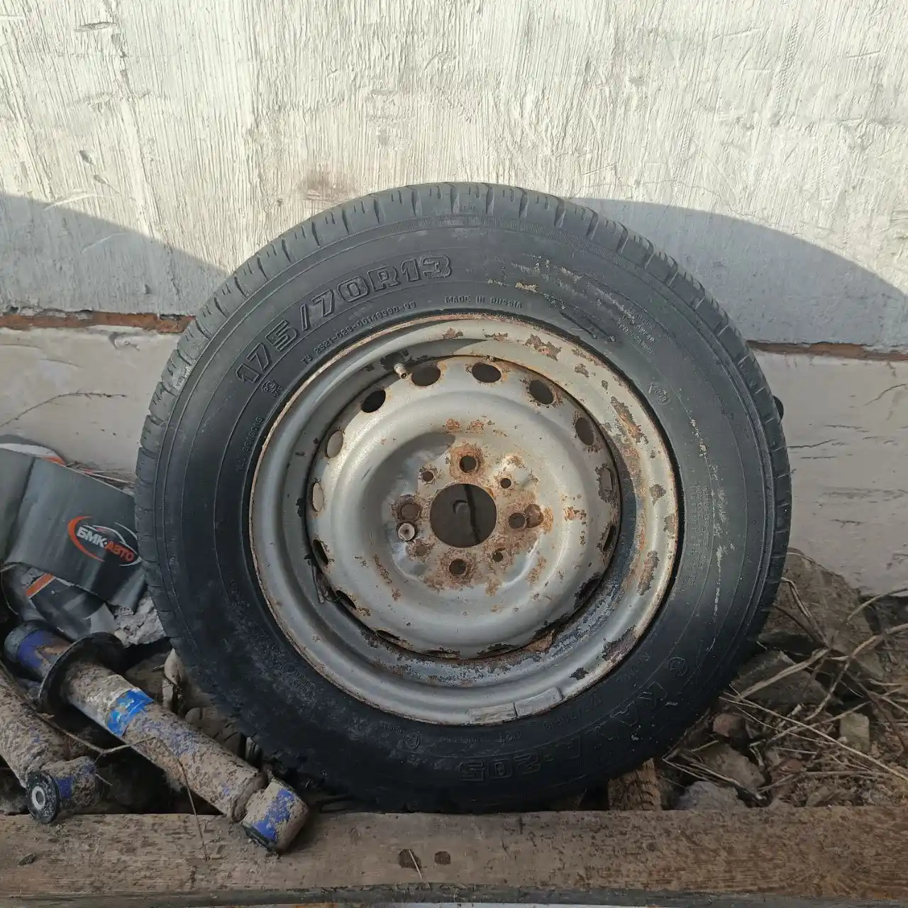 Продажа автозапчастей и оборудования