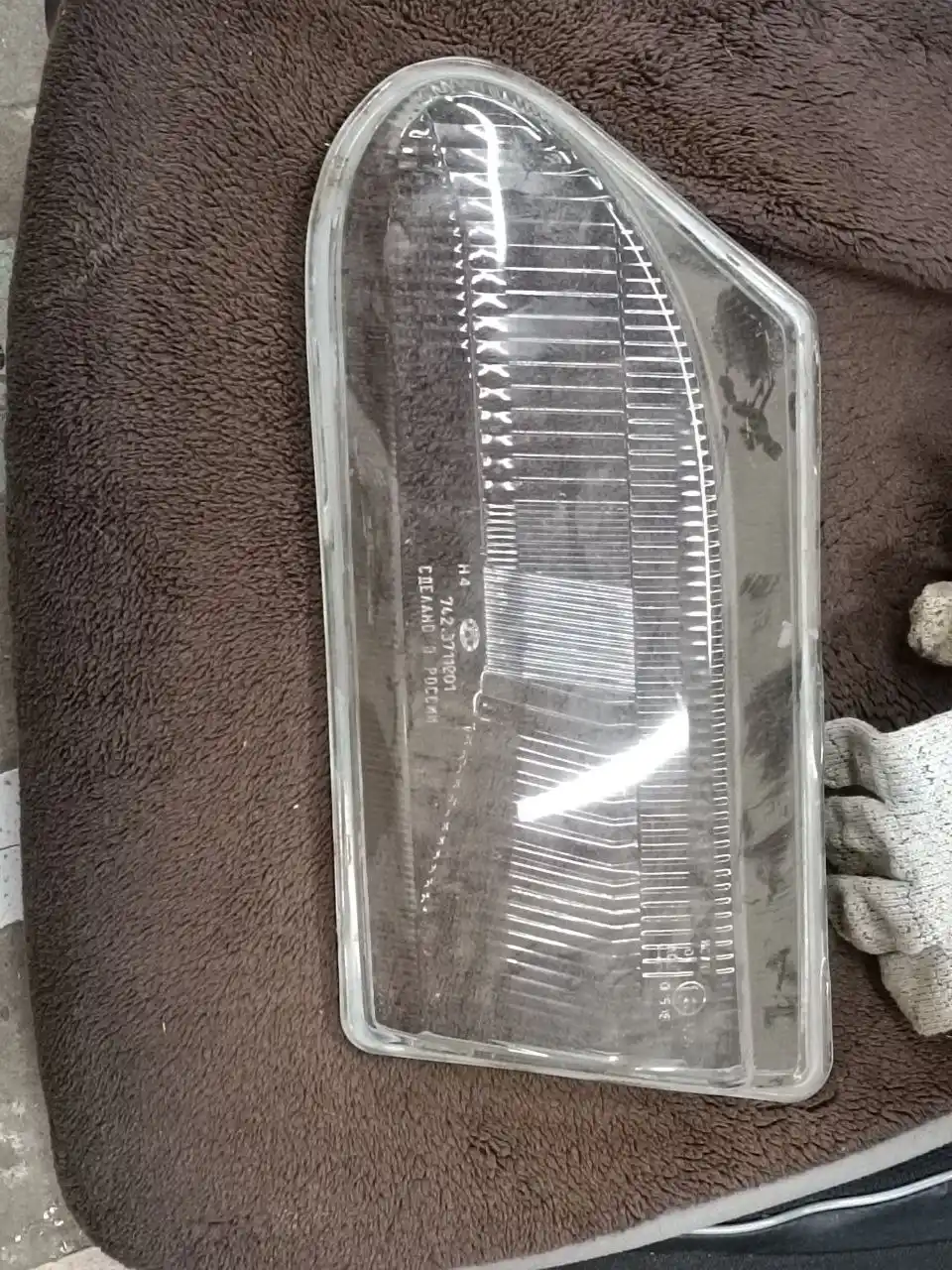 Отдам стекло фары за энергетик на 14-ку