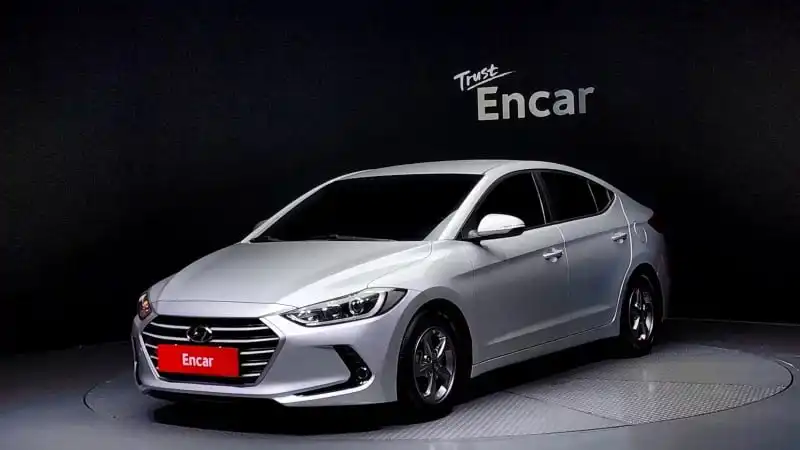 Hyundai Avante 1.6 e-VGT SMART, 2018