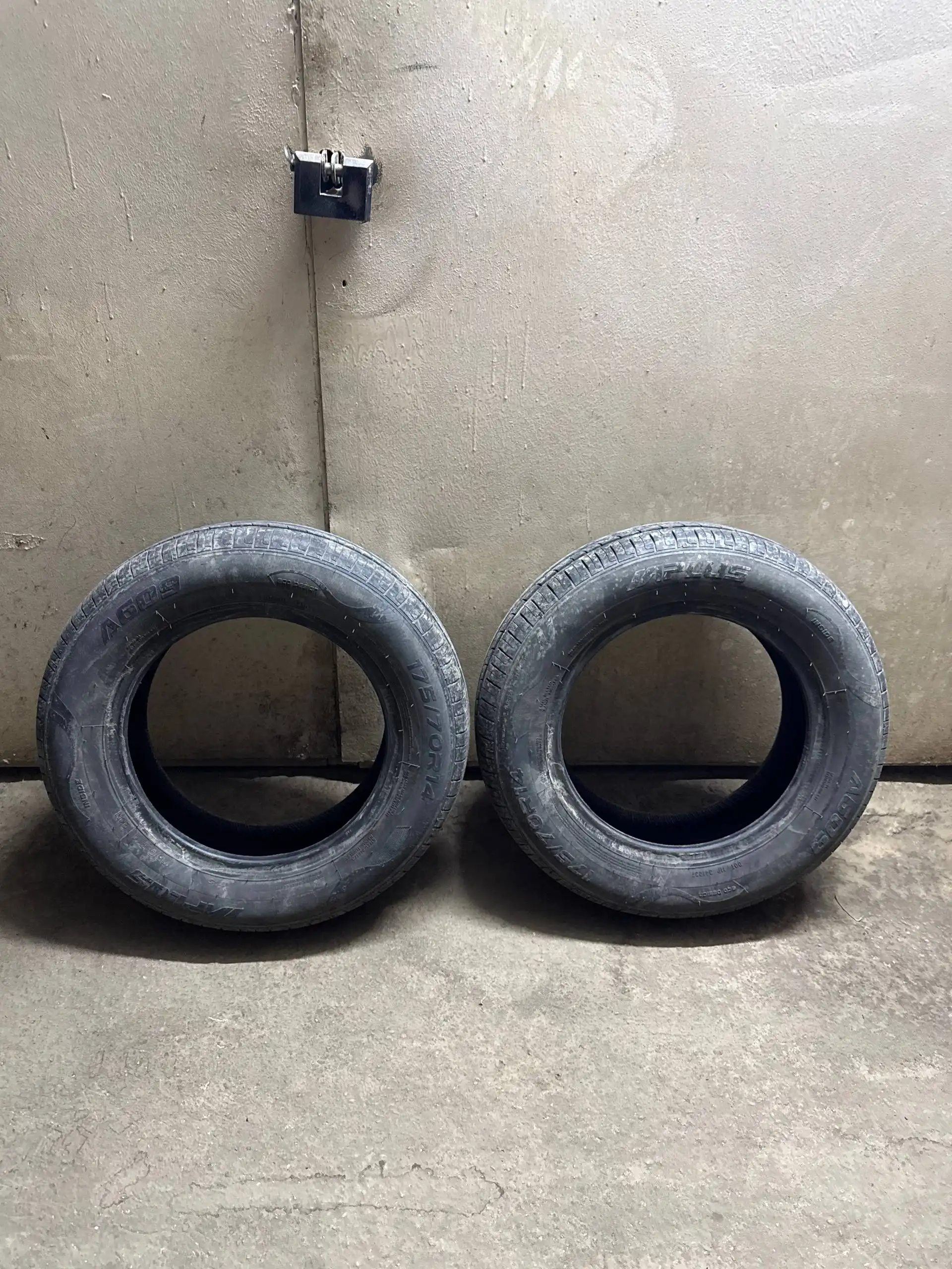 Летняя резина 175/70 R14 почти новая