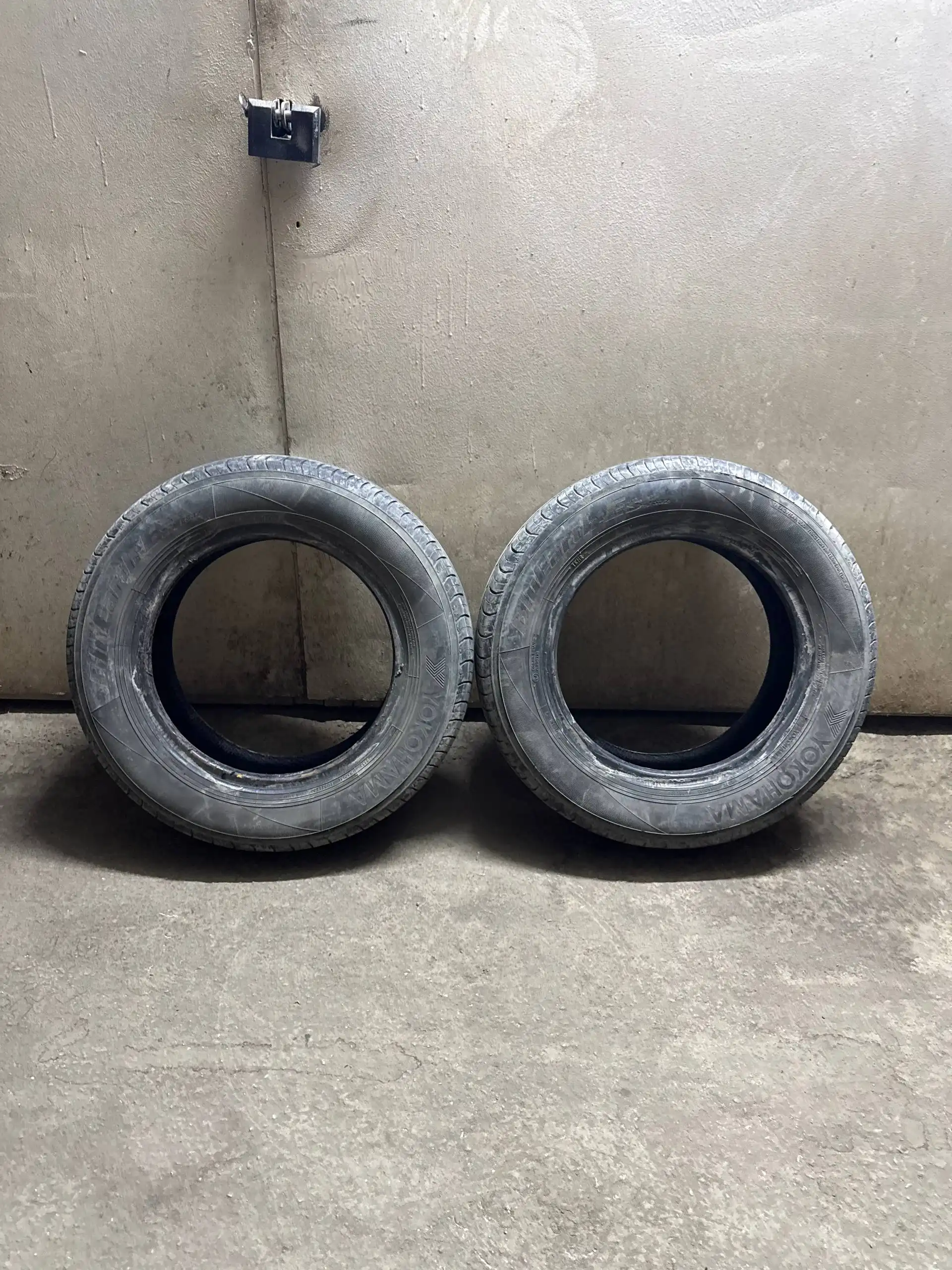 Летняя резина Yokohama bluearth 175/70 R14