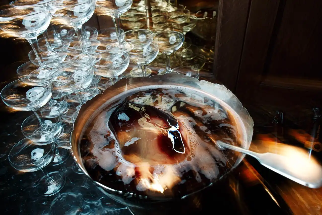 Организация предновогодних корпоративов в Сочи