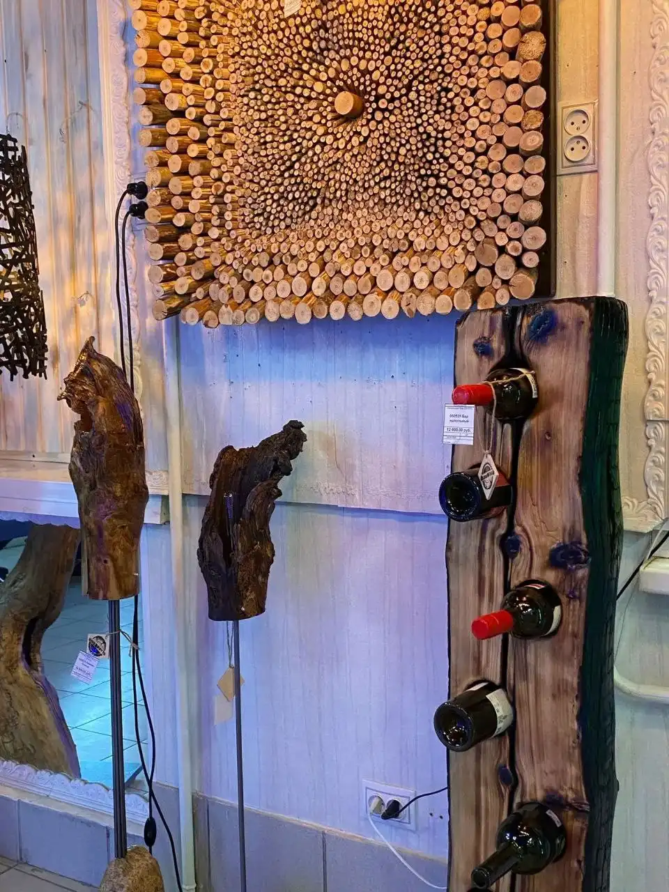 Эксклюзивный бар ручной работы для коллекционного алкоголя на 7 бутылок