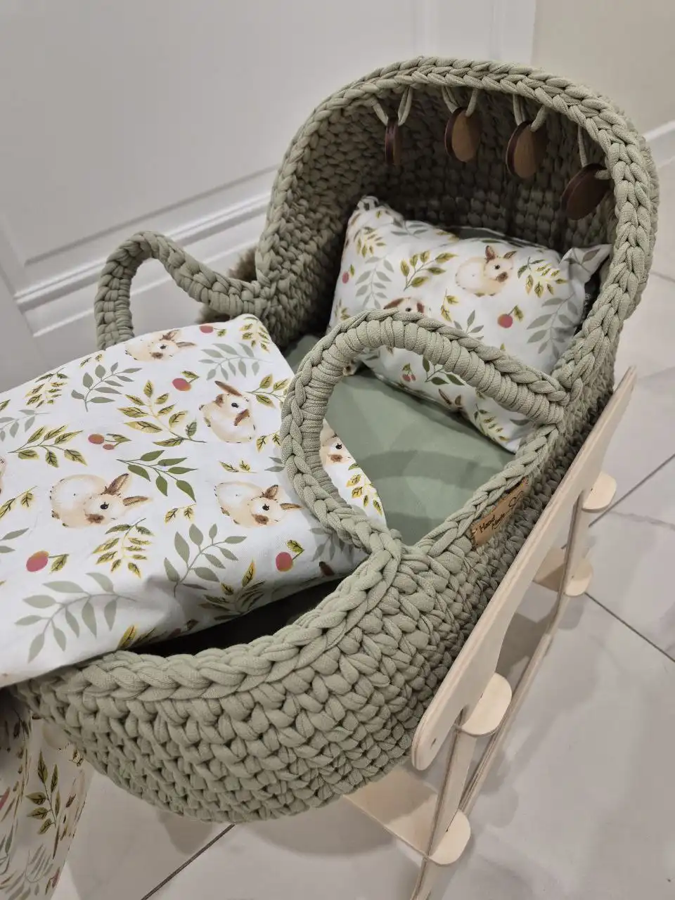 Вязаная люлька-качалка для куклы ручной работы - Рукоделие (Хобби и отдых) в Томск