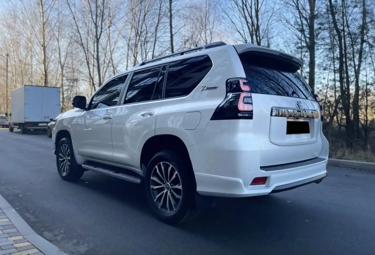 Продажа Toyota Land Cruiser Prado 2022 года - Внедорожники (Авто) в Хабаровск