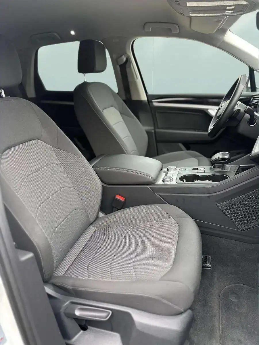 Volkswagen Touareg 2023 с пробегом 22 000 км - Легковые автомобили (Авто) в Хабаровск