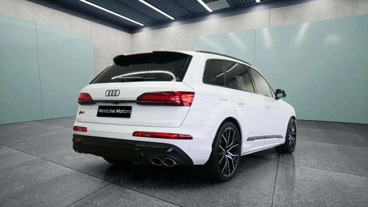 Audi SQ7 2021 с пробегом 91 000 км - Авто в Хабаровск
