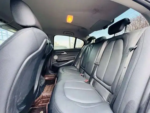 BMW 1 Series 120i M Sport Shadow Edition 2022 - Легковые автомобили (Авто) в Хабаровск