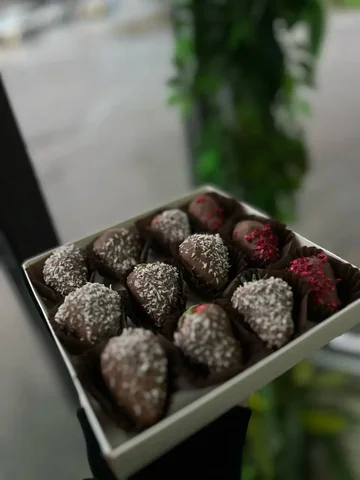 Наборы с клубникой в шоколаде - Канцелярия в Хабаровск