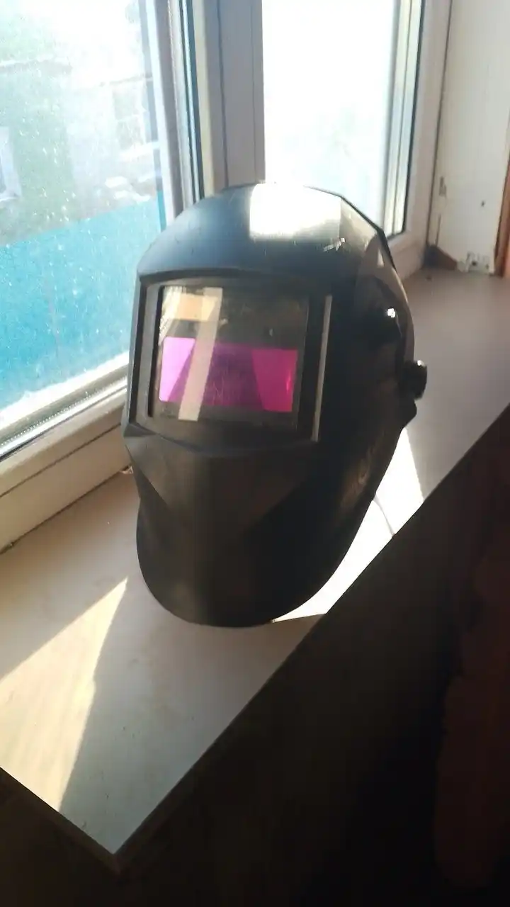 Сварочная маска с светофильтром - Оборудование в Иркутск