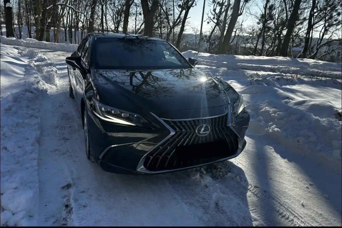 Lexus ES 2022 VII поколение XZ10 рестайлинг в хорошем состоянии - Авто в Самара