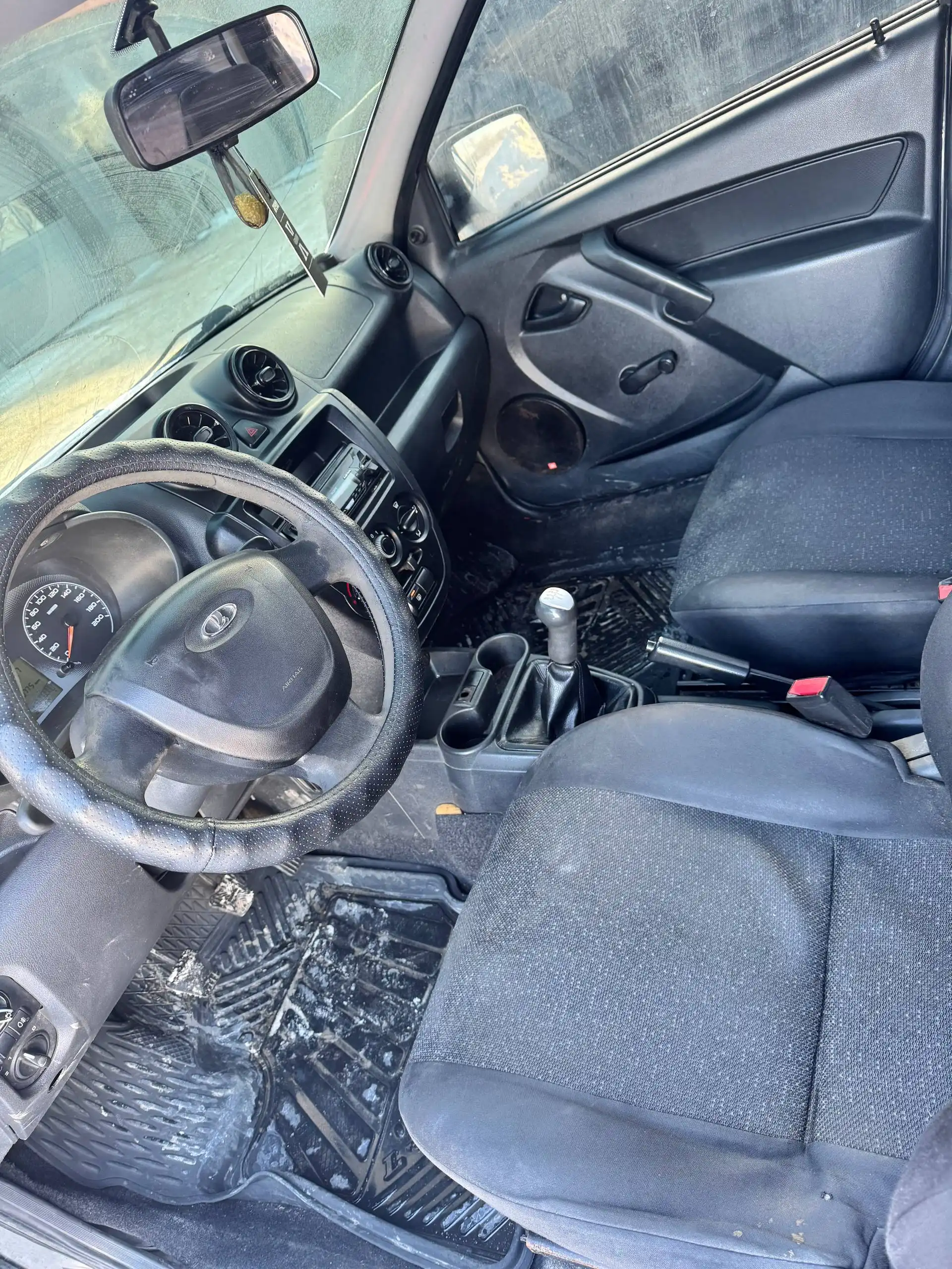 Автомобиль 2013 года в хорошем состоянии - Легковые автомобили (Авто) в Самара