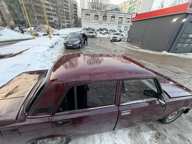 ВАЗ 2107 2006 года с двигателем 1.8 и пробегом 55000 км - Грузовики в Самара