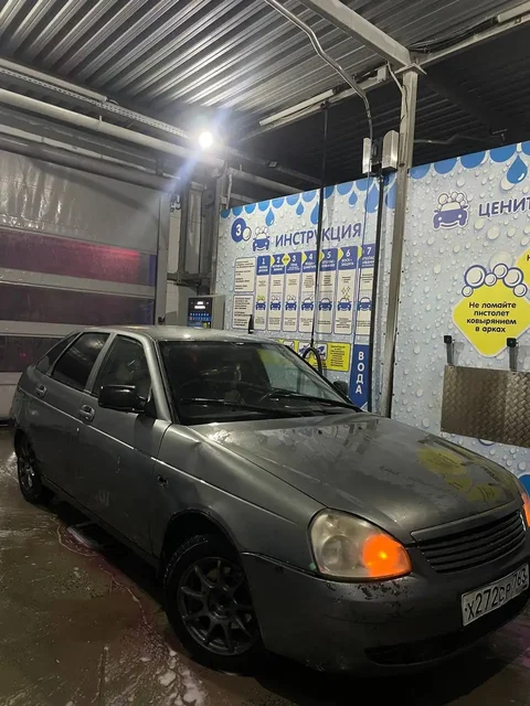 Продажа Lada Priora 2008 года - Грузовики в Самара