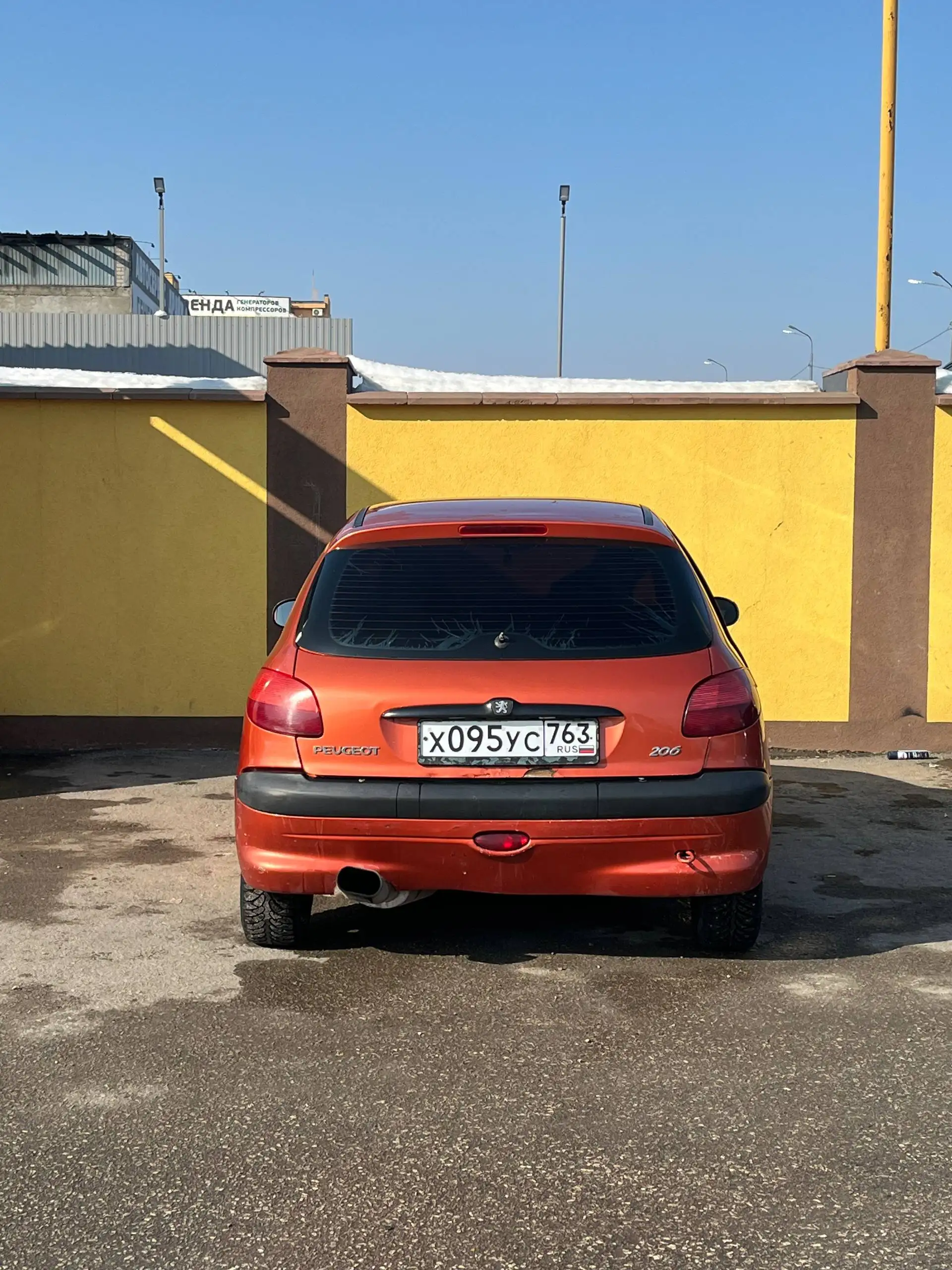 Автомобиль 2001 года в хорошем состоянии - Легковые автомобили (Авто) в Самара