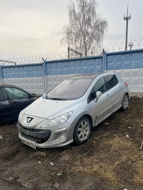 Продам Peugeot 308 2010 года в максимальной комплектации - частное объявление в Самара