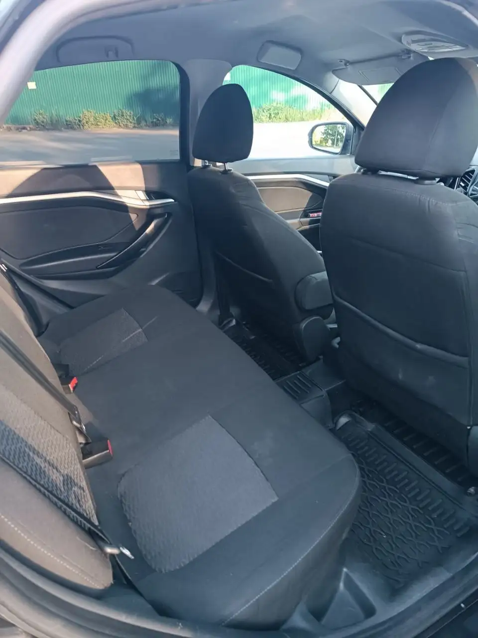 Продам Ладу Весту 2017 года после капитального ремонта - Легковые автомобили (Авто) в Самара