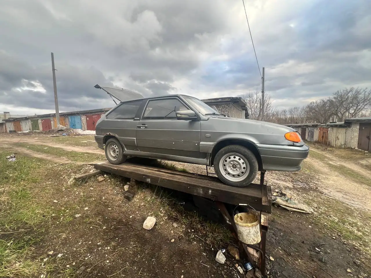 Продажа ВАЗ 2113 с целым дном и бодрым мотором - Легковые автомобили (Авто) в Самара