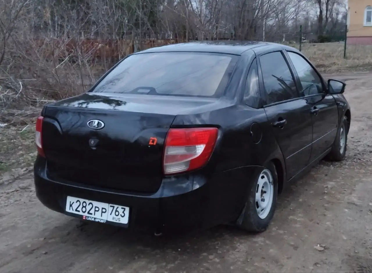 Продажа автомобиля 2012 года с пробегом 142к, ЭУР, автозапуском, перебранной КПП - Авто в Самара