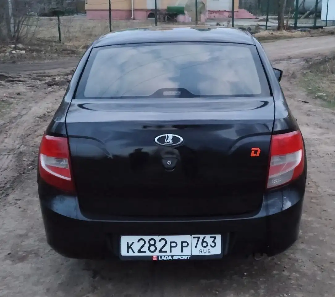 Продажа автомобиля 2012 года с пробегом 142к, ЭУР, автозапуском, перебранной КПП - Авто в Самара