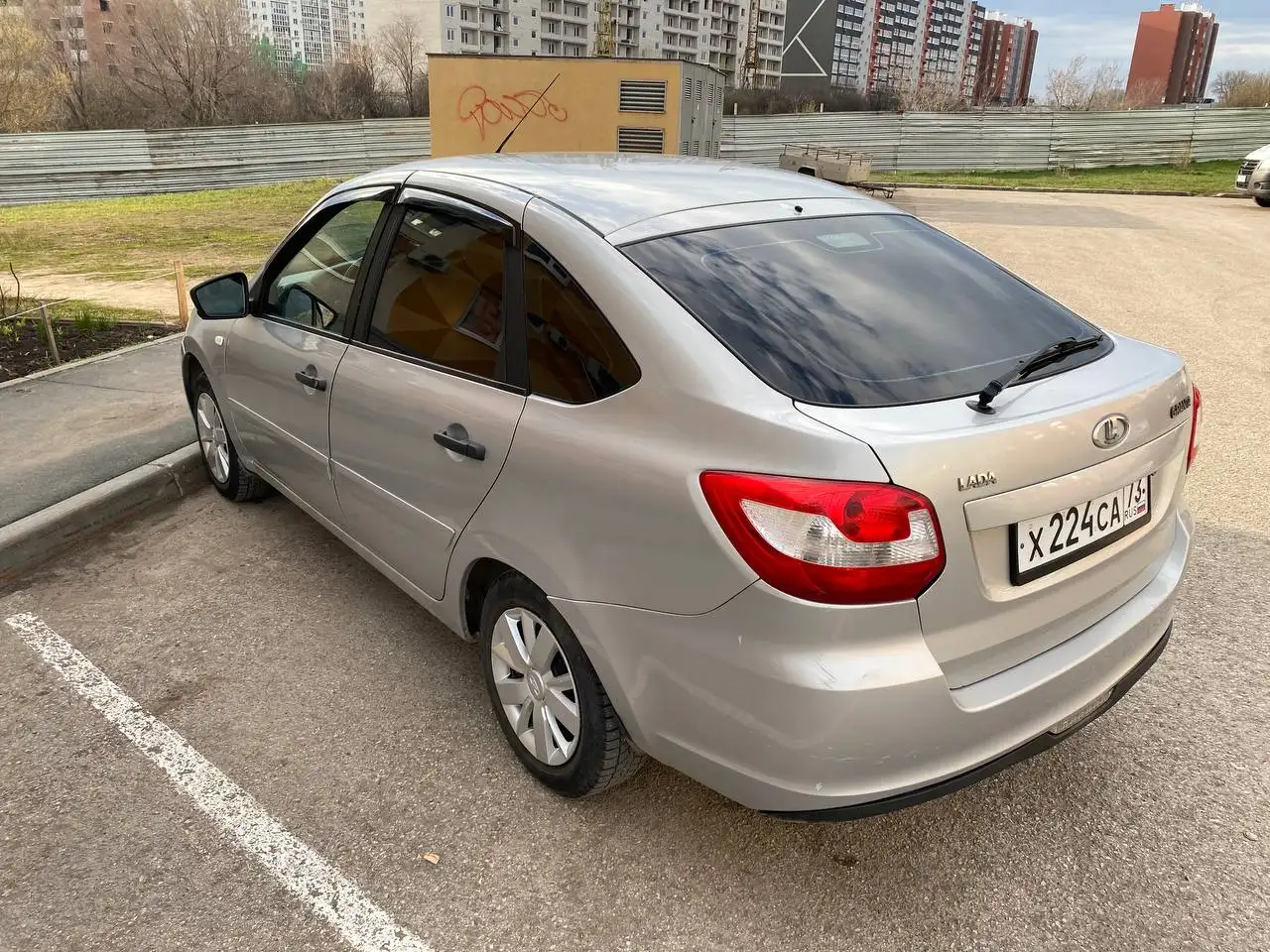 Продажа Лада Гранта Лифтбек 2014 года в Самаре - Легковые автомобили (Авто) в Самара