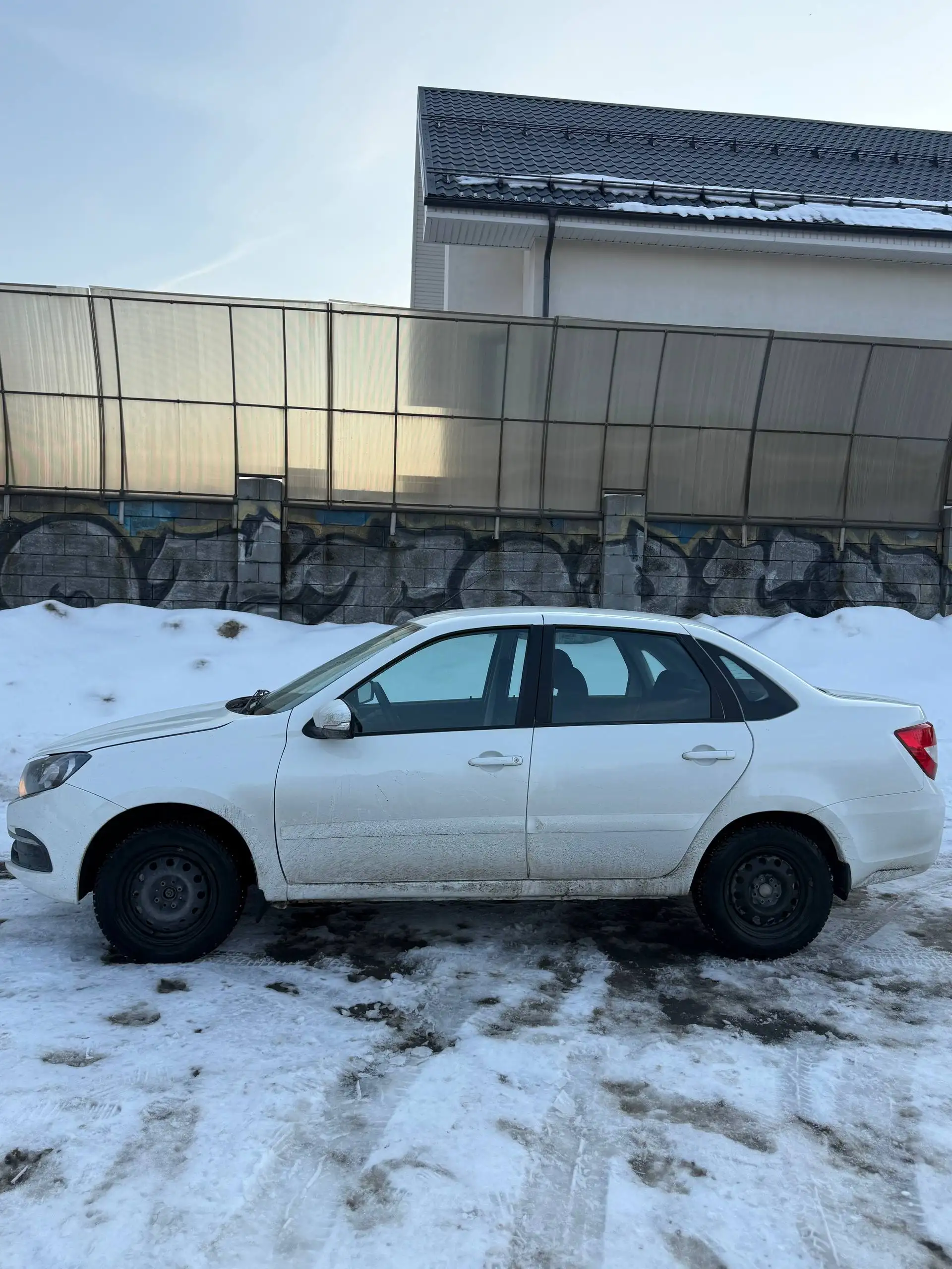 Lada Granta 2021 года в отличном состоянии - Авто в Самара