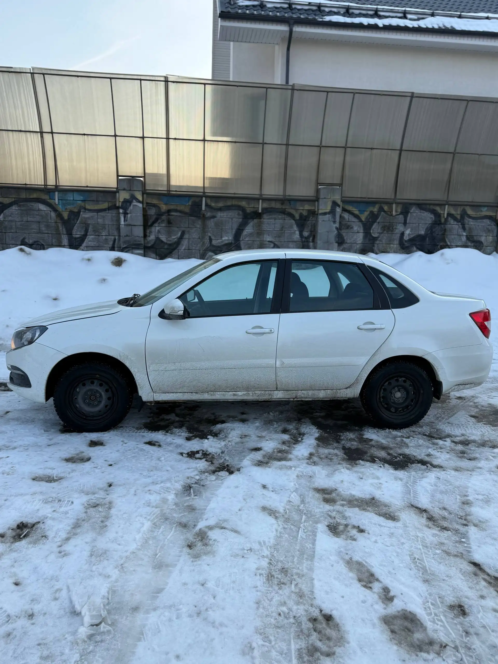 Lada Granta 2021, 9500 км - Авто в Самара