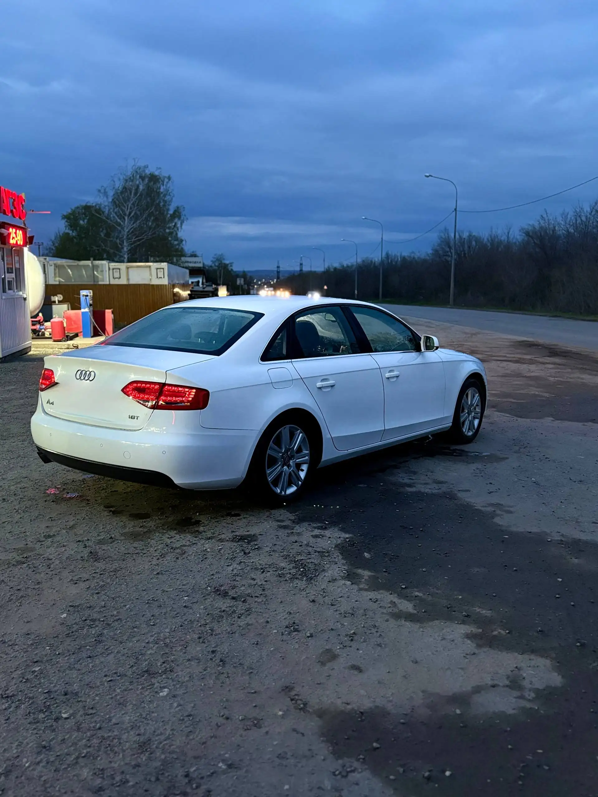 Audi A4 2010 - Легковые автомобили (Авто) в Самара