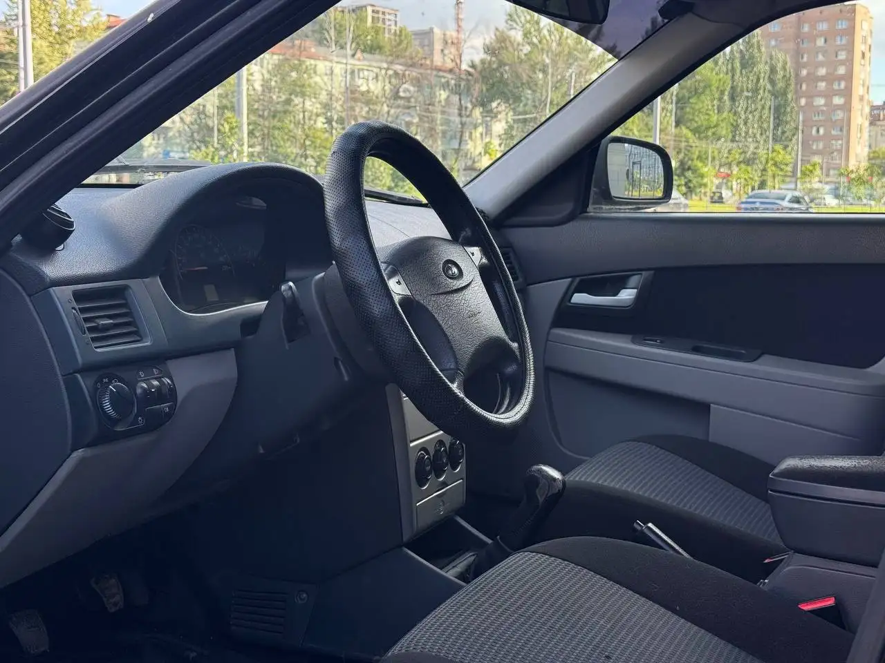 Продажа Приора 2010 - Легковые автомобили (Авто) в Самара