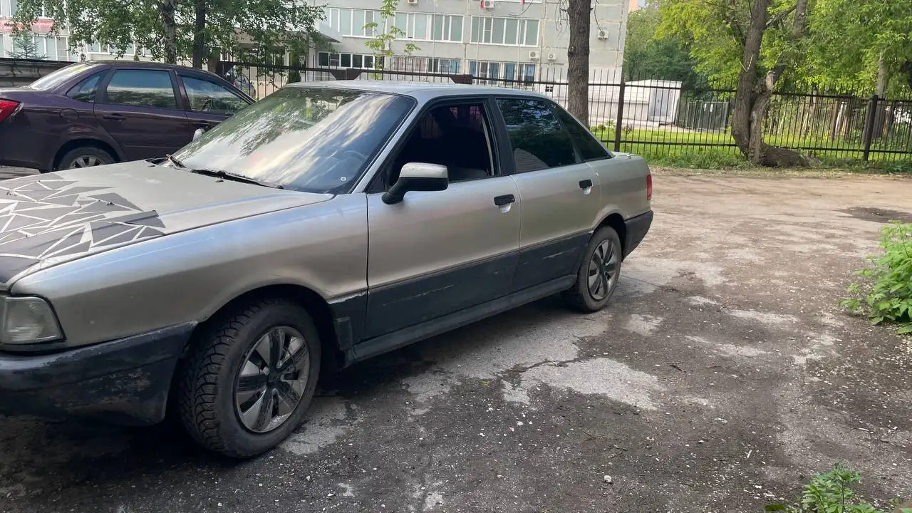 Audi 80 (бочка) 1.8, 1990 г. в Самаре - Авто в Самара