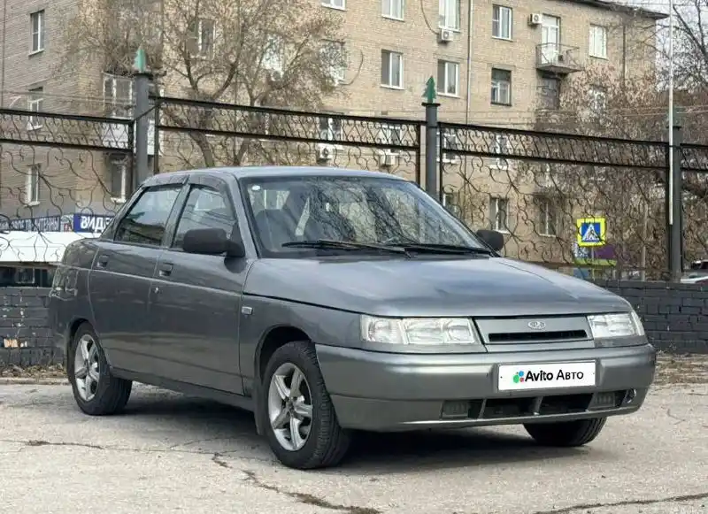 ВАЗ 2110 2005 года