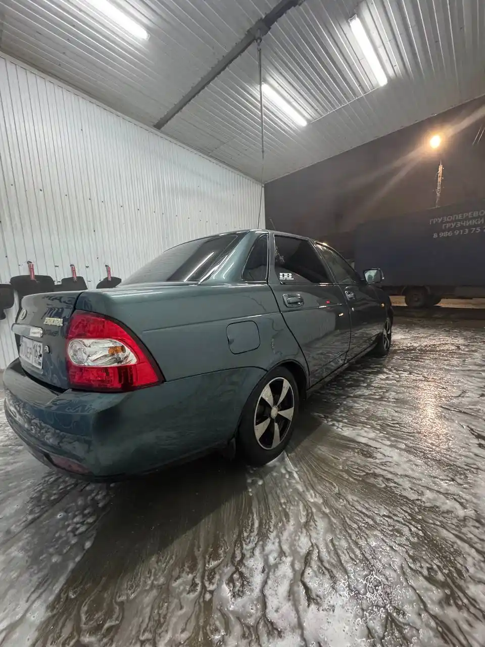 Продам Приору 2011 года