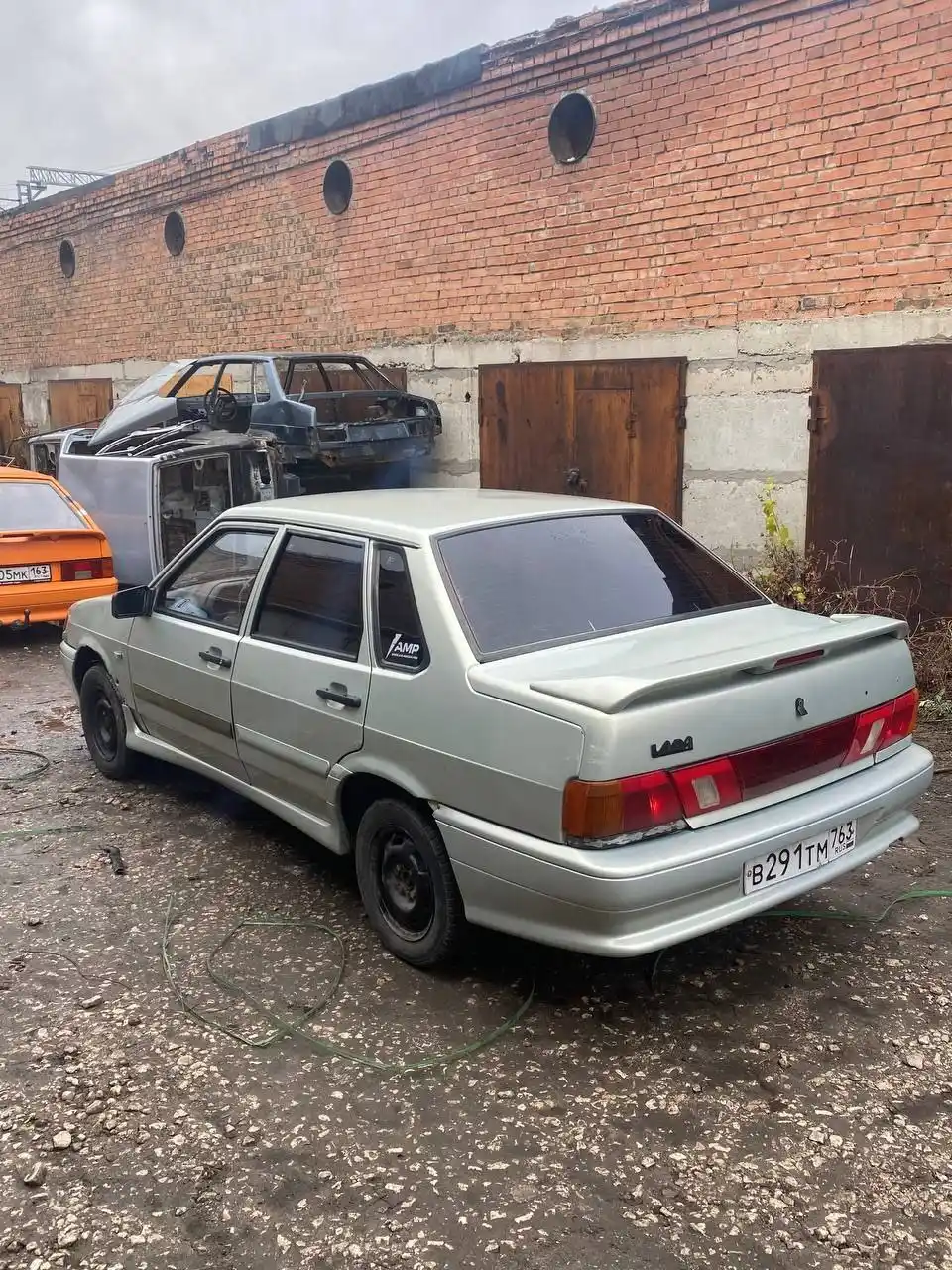 Продажа автомобиля 2002г инжектор