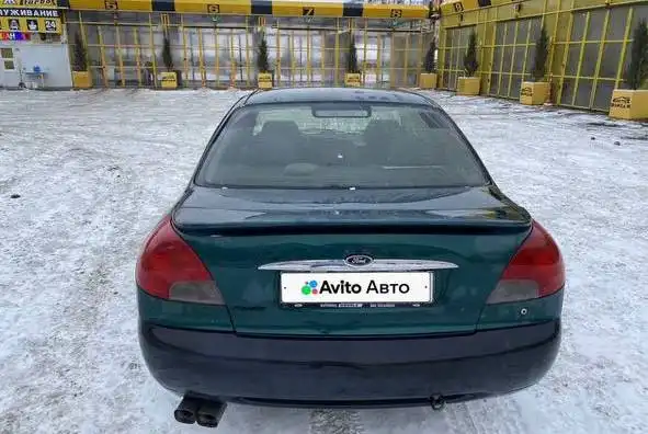 Ford Mondeo 1.8 МКПП бензин