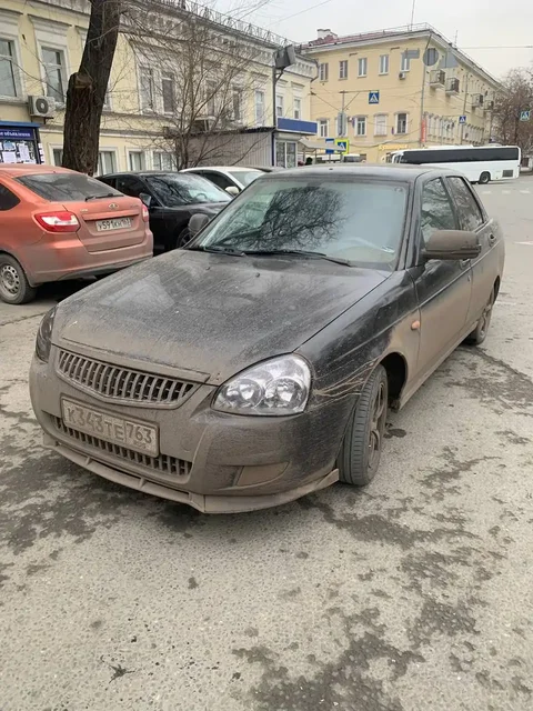 Продажа Lada Priora 2010 года в комплектации люкс - Авто в Самара