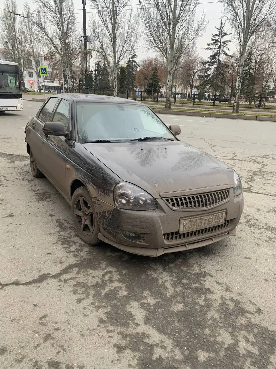 Продажа Lada Priora 2010 года в комплектации люкс