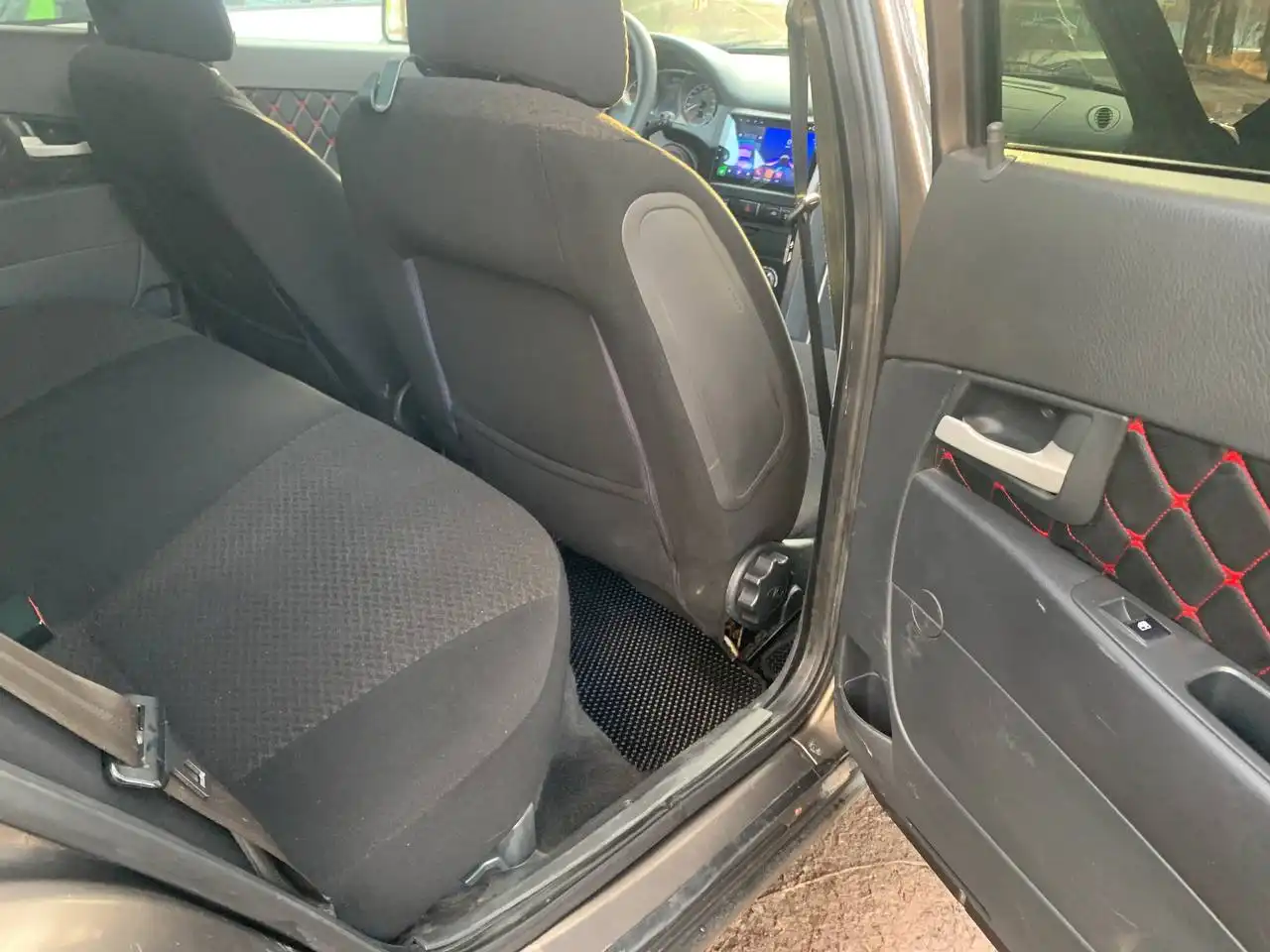 Автомобиль 2013 года в полной комплектации