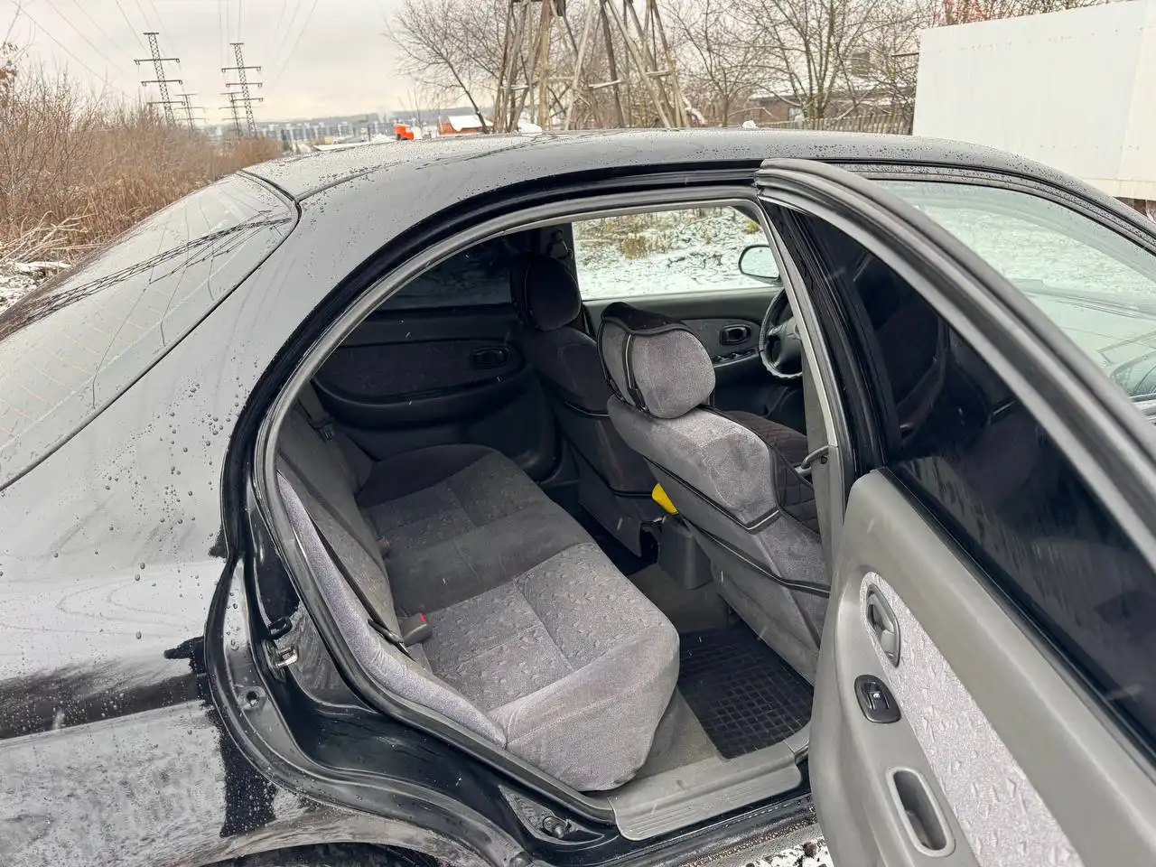 Продажа автомобиля в отличном состоянии с обновленным кузовом и капитальным ремонтом двигателя