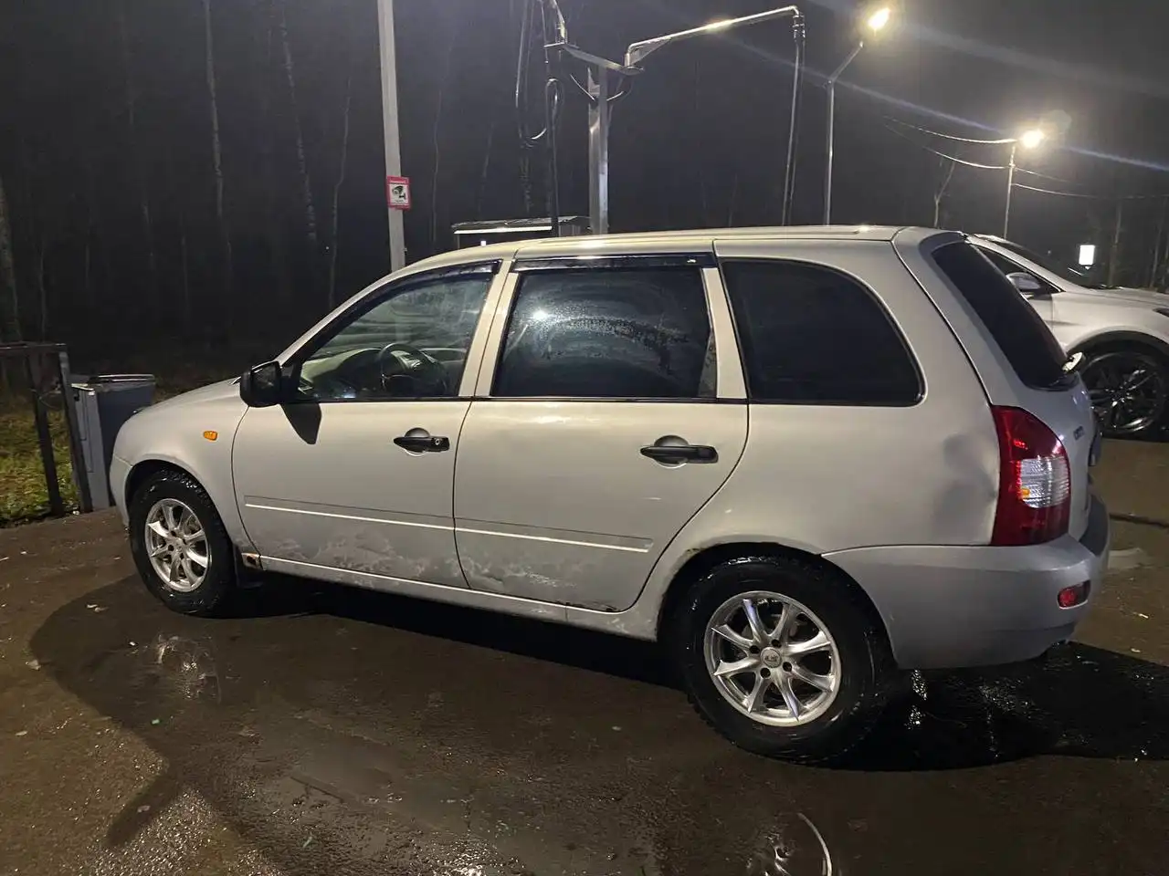 Продам автомобиль 2009 года в хорошем состоянии