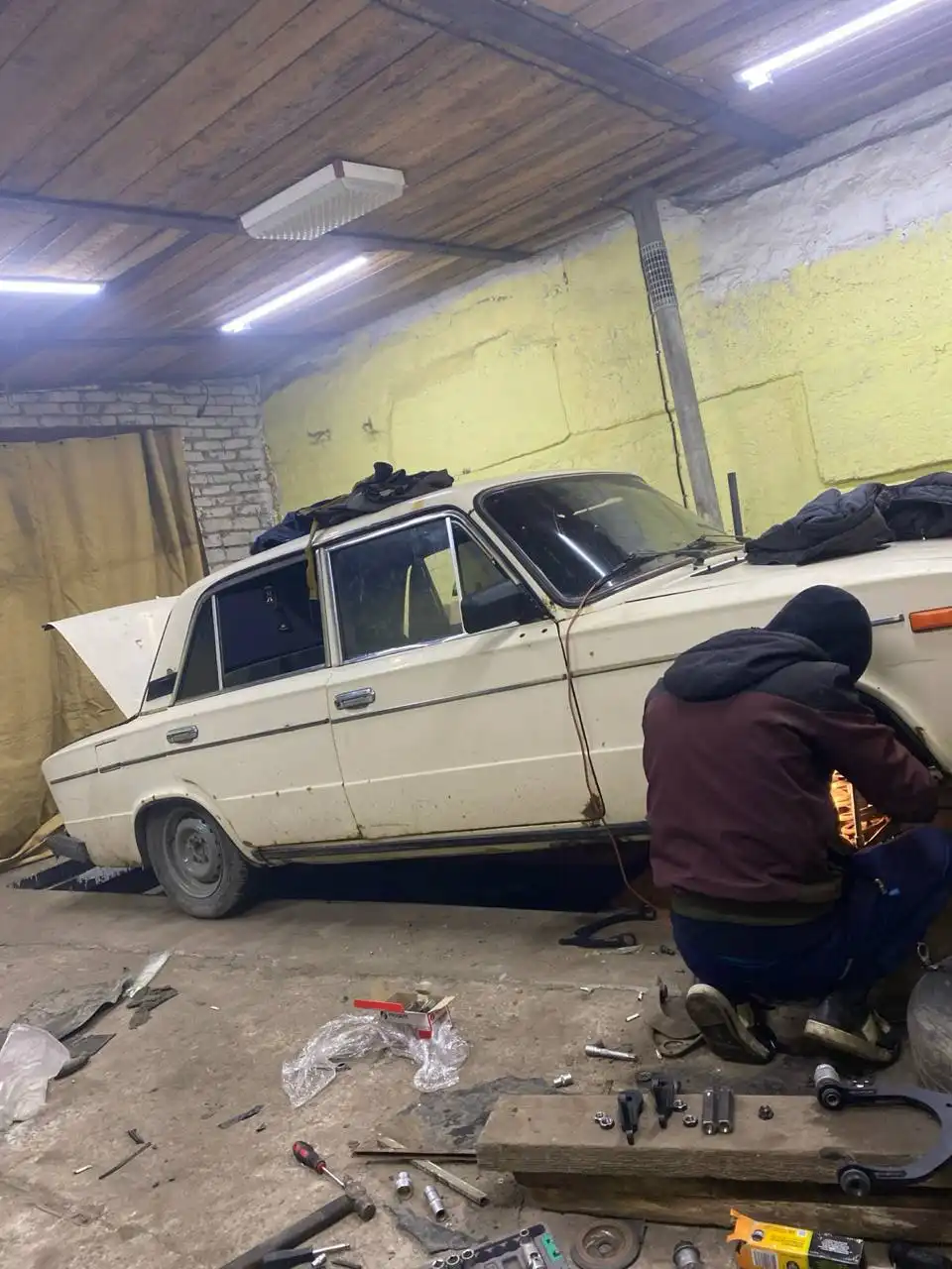 ВАЗ 2106 на запчасти - Запчасти в Самара