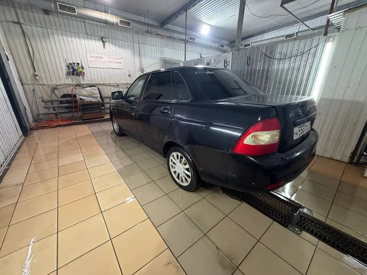 Продажа автомобиля 2011 года в отличном состоянии