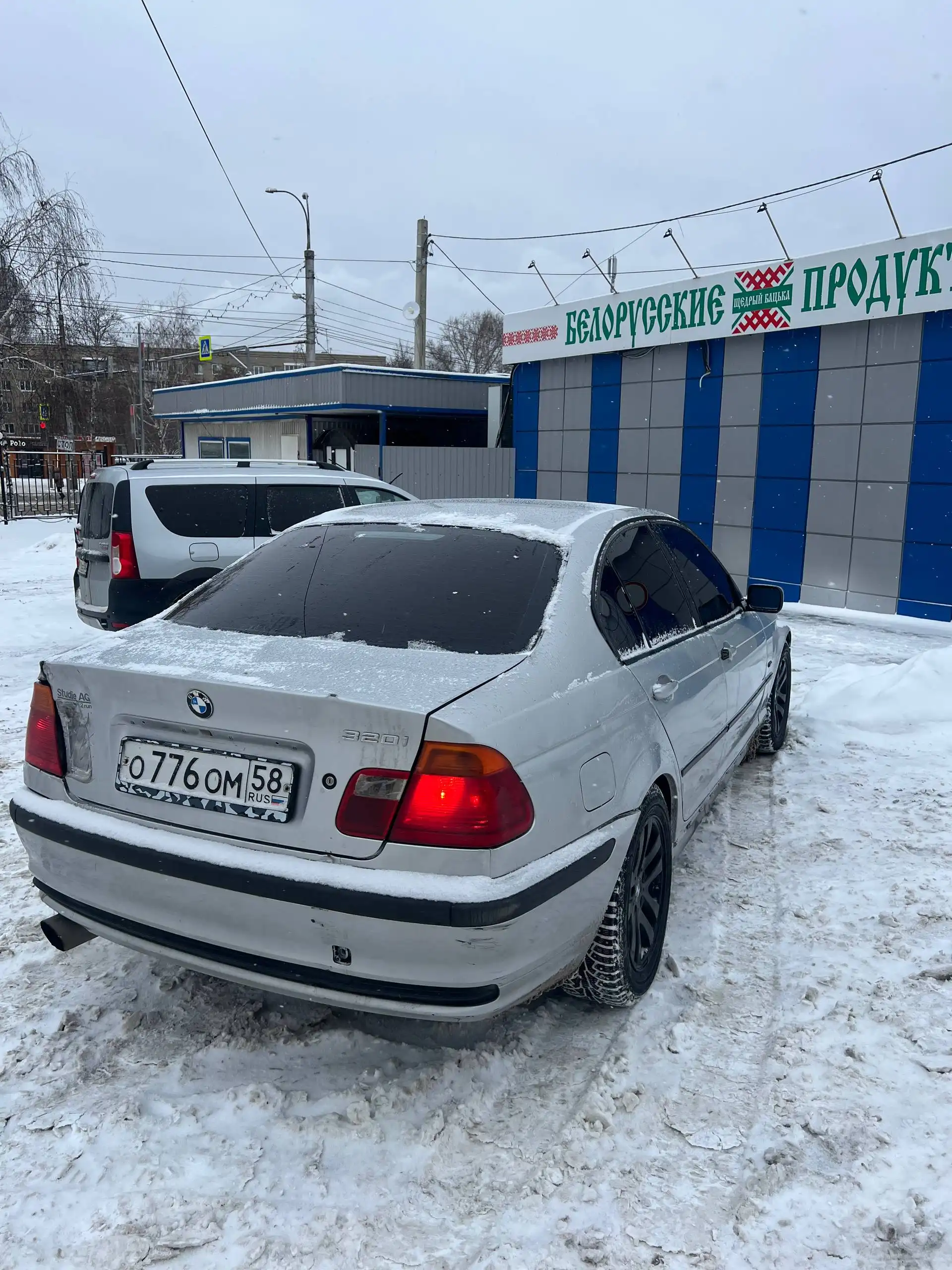 Продажа автомобиля 2000 года, 2.5 литра, в идеальном состоянии