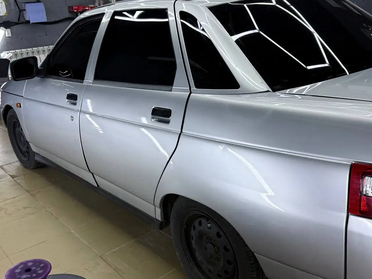 Коробка от автомобиля в отличном состоянии