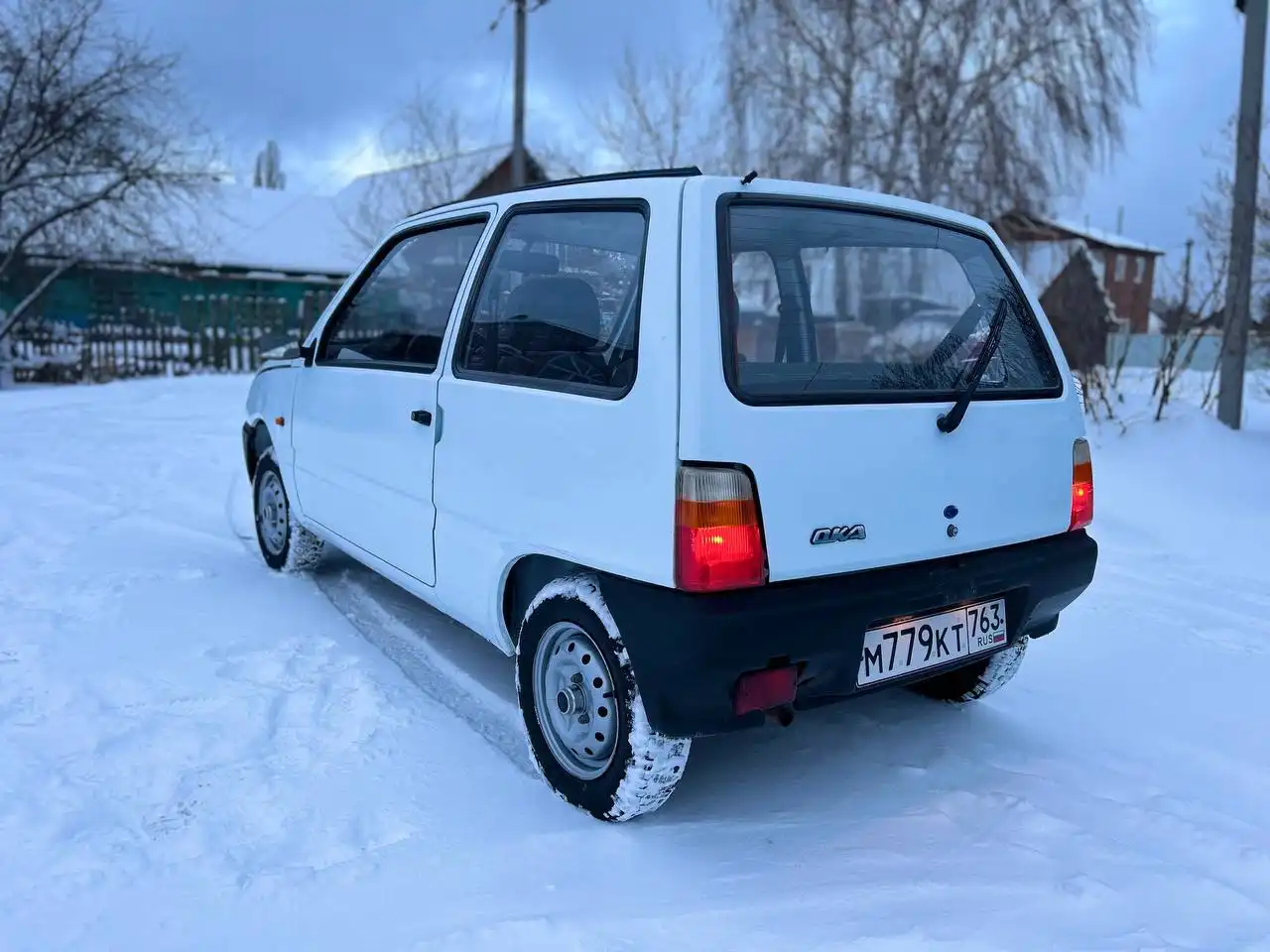 Продам Оку 2004 года