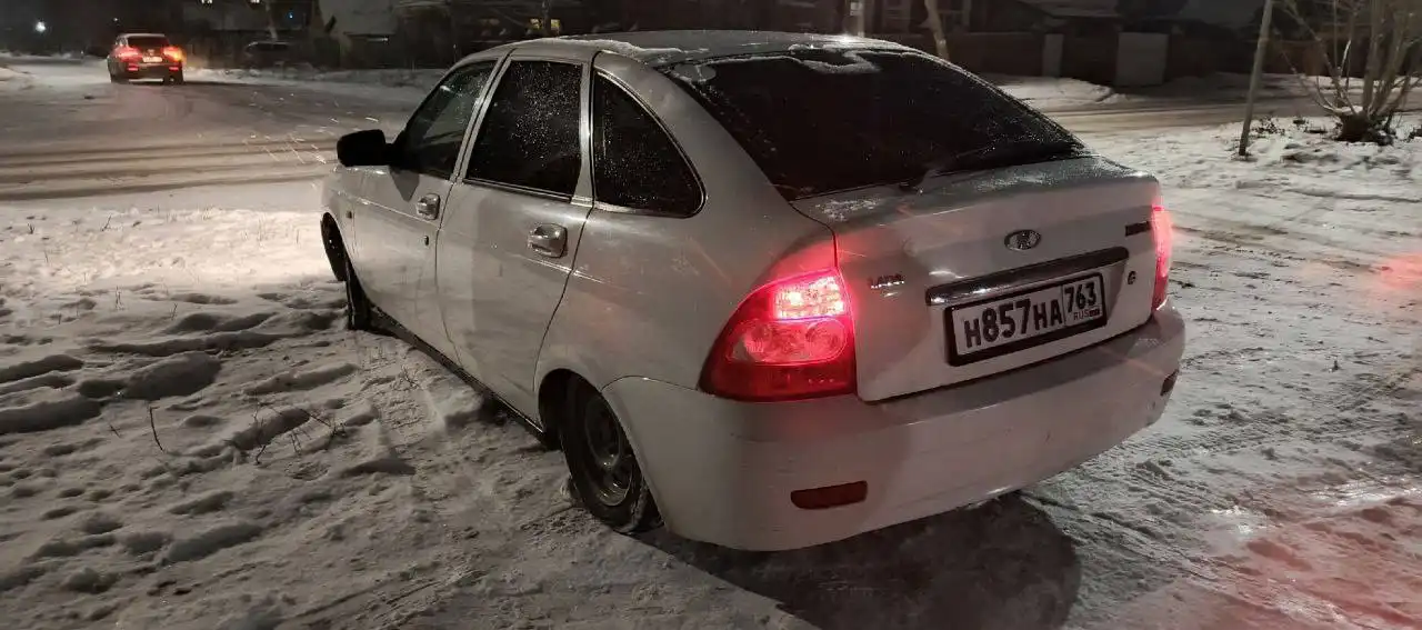 Продажа автомобиля Lada Priora 2009 года выпуска