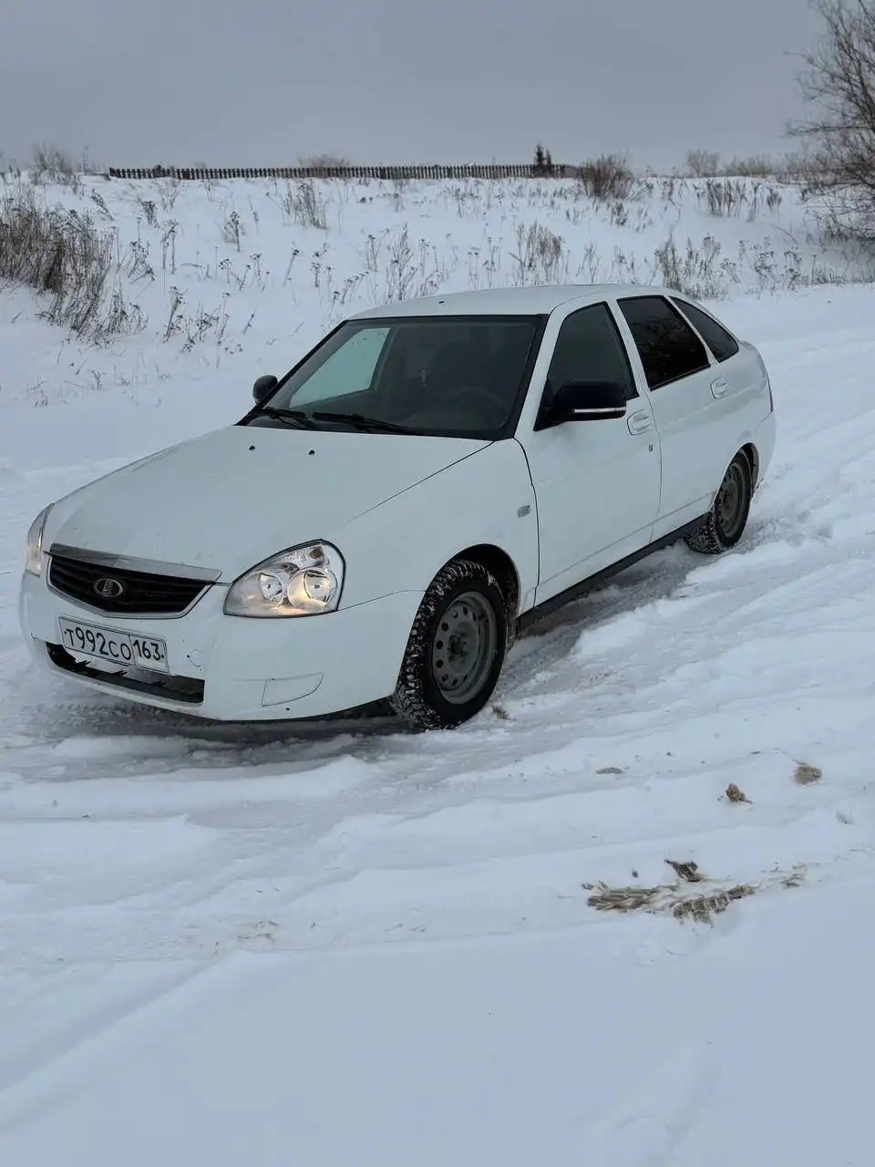 LADA Priora 2011 года в хорошем состоянии