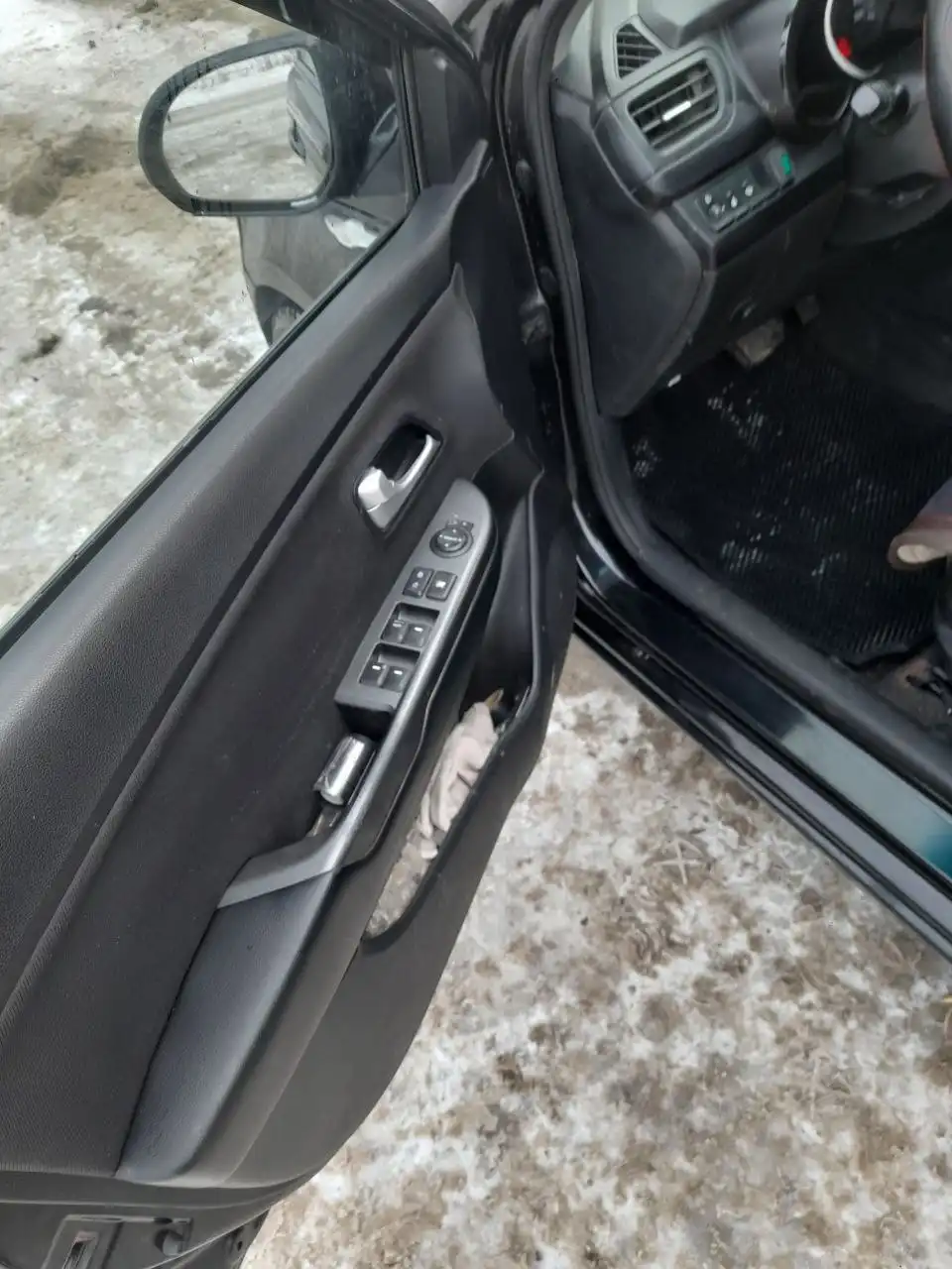 Kia Rio 2015 автомат в идеальном состоянии - Авто в Самара