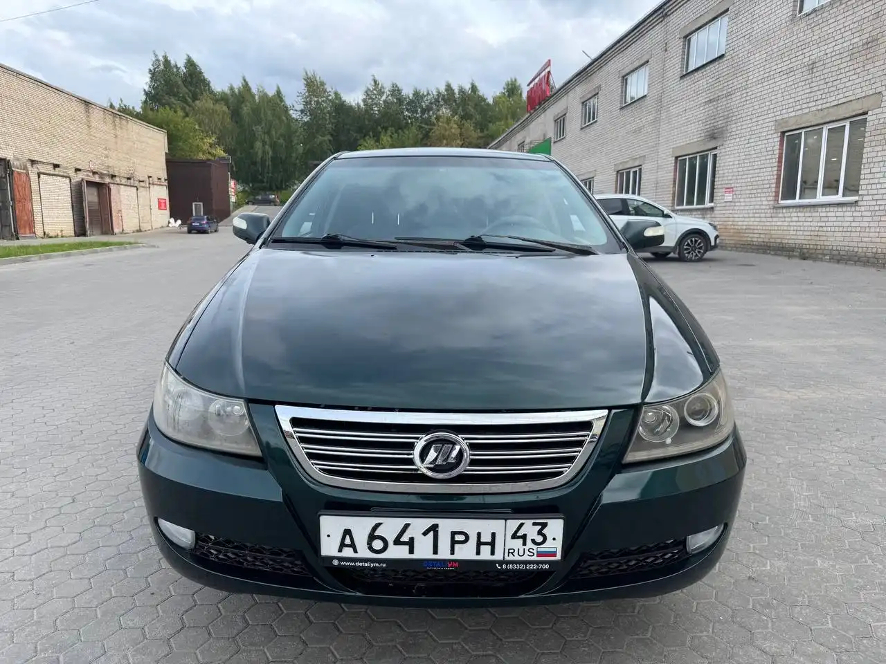 Автомобиль 2011 года в хорошем состоянии - Авто в Киров